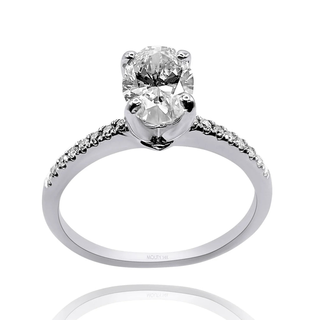 Anel Emy Prata 925 Solitário Oval  com Moissanite Cravejada