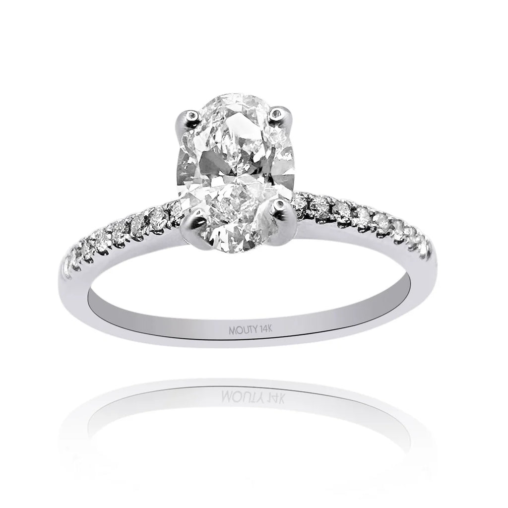 Anel Emy Prata 925 Solitário Oval  com Moissanite Cravejada