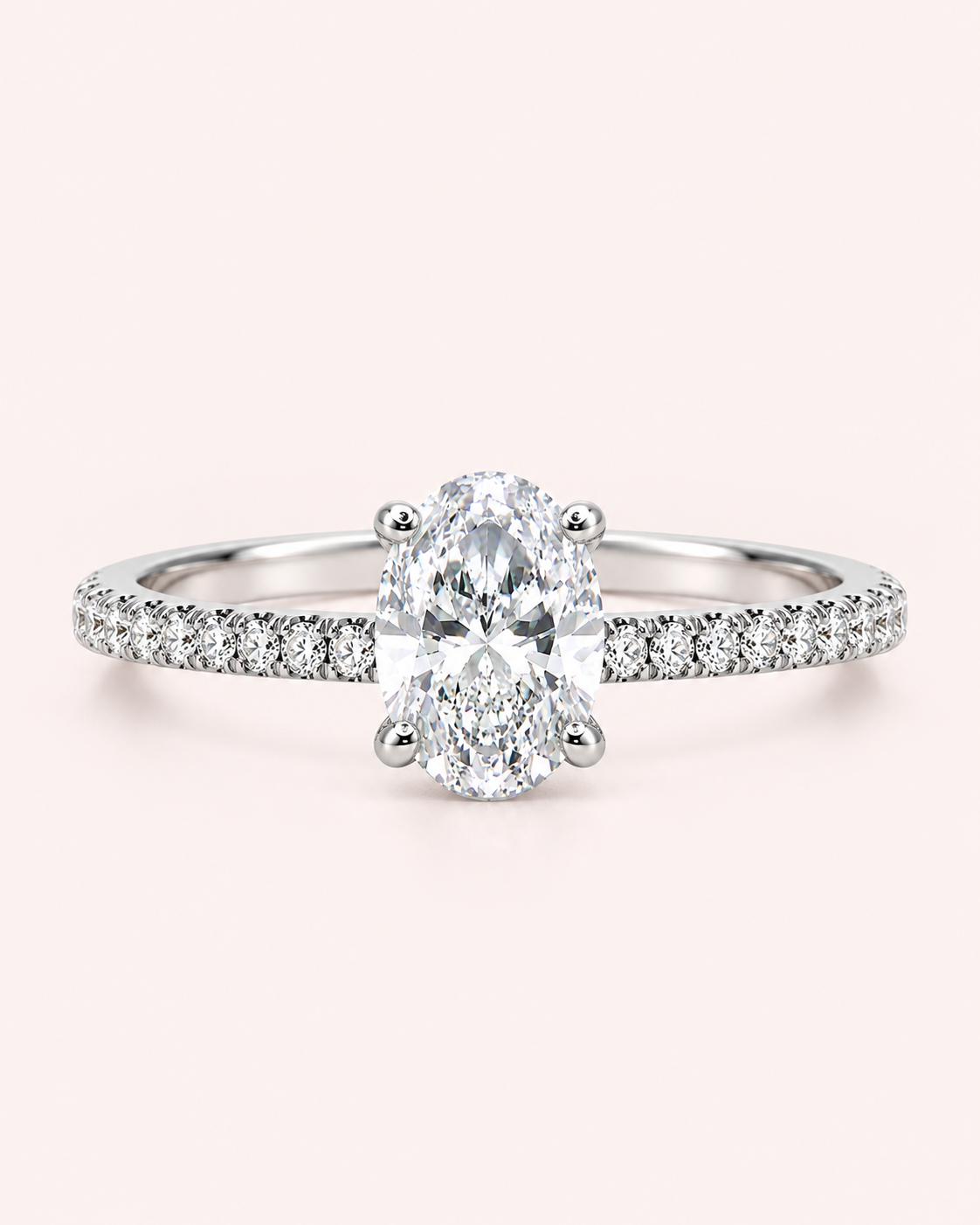 Anel Emy Prata 925 Solitário Oval  com Moissanite Cravejada