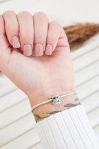 BERLOQUE BABY YODA SEPARADOR PULSEIRA PANDORA - PRATA 925