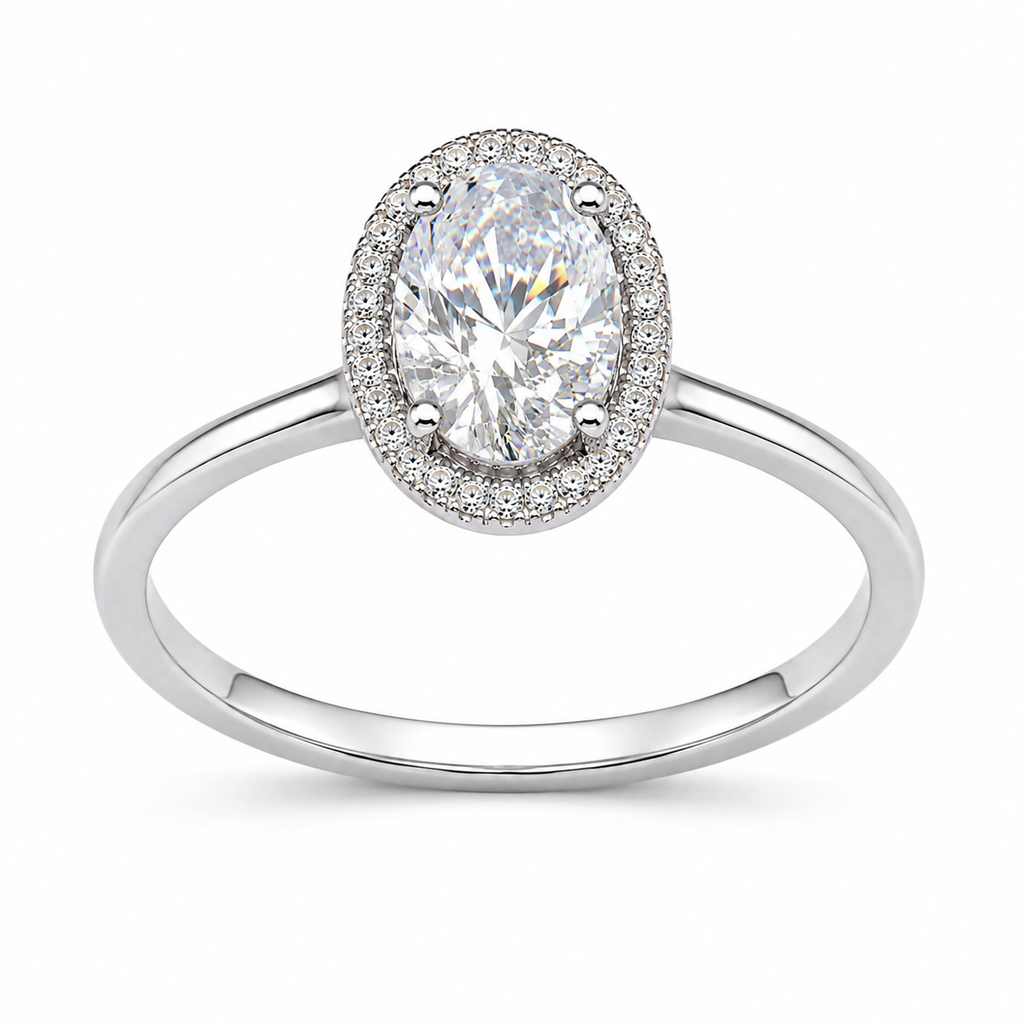 Anel Oval com Moissanite e Halo Cravejado em Prata 925