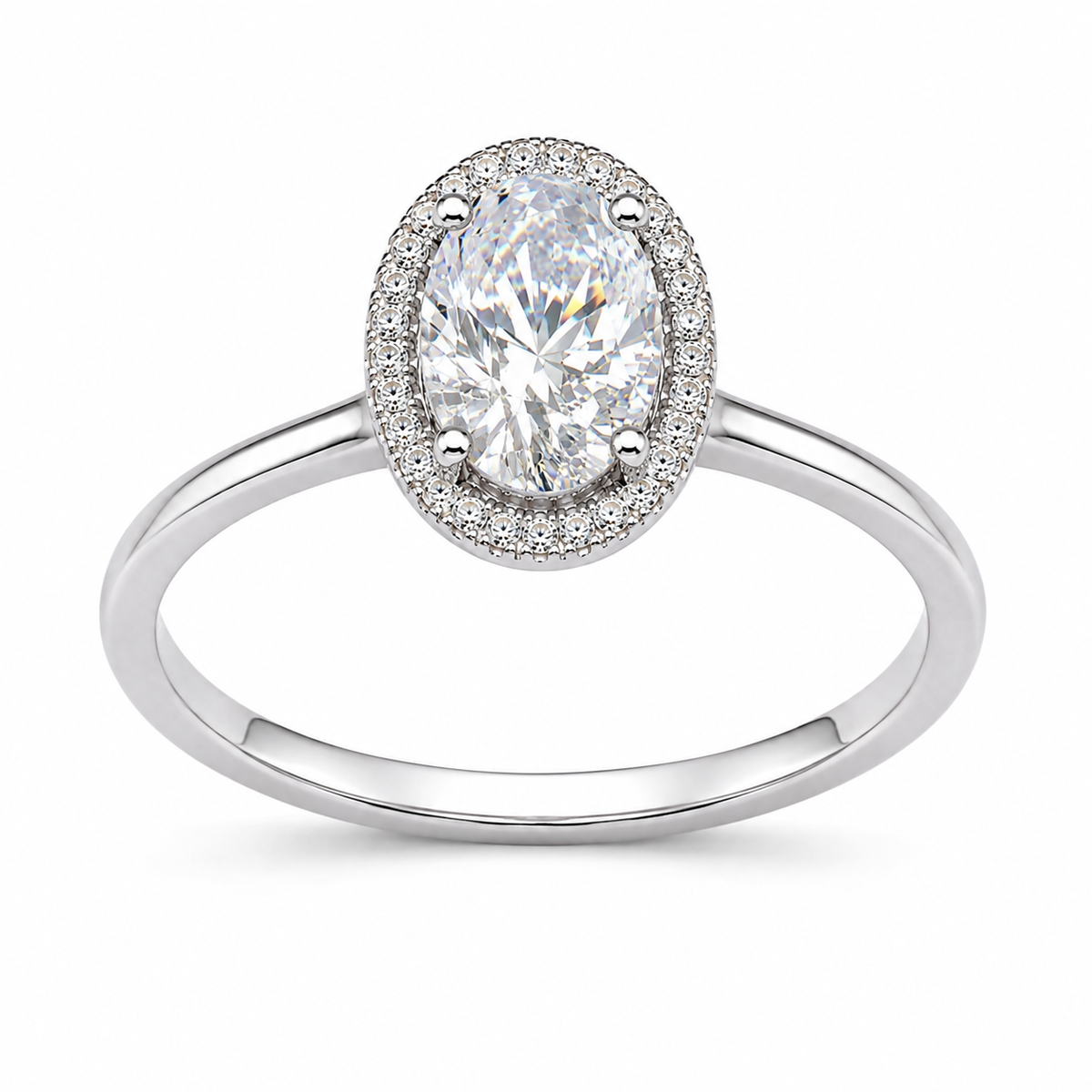 Anel Oval com Moissanite e Halo Cravejado em Prata 925