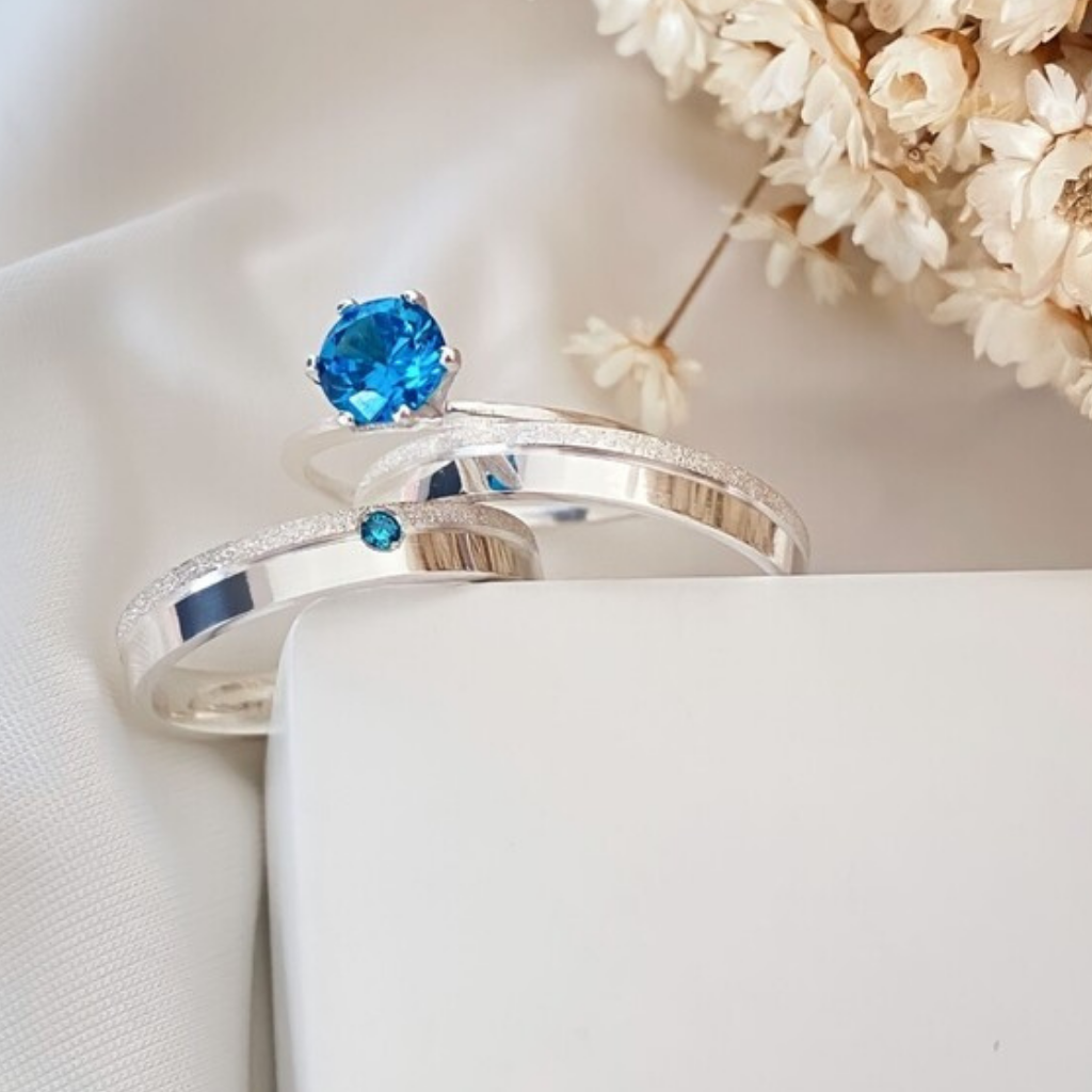 Par de alianças Namoro Pedra azul Prata 950 Cinderela 3mm